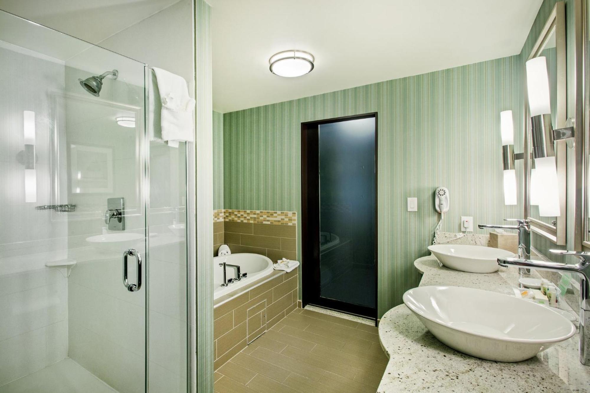 Downtown By Ihg 3* Saskatoon